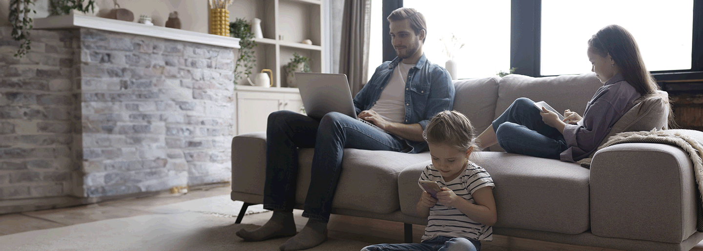 Families using devices to surf the web
